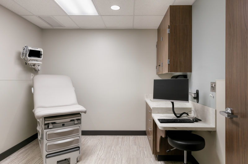 Saint Luke’s Hospital – Pain Clinic – David E. Ross Construction Co.